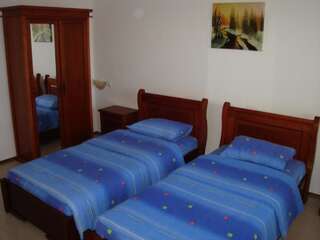 Отель Centaur Family Hotel Рила Двухместный номер с 1 кроватью или 2 отдельными кроватями-5